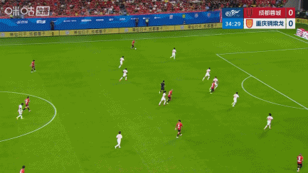 费利佩自顶自补破门 成都蓉城半场1-0领先重庆铜梁龙