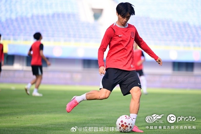 蓉城发布会：阿洛伊西点名得分效率问题 茹萨回归待评估