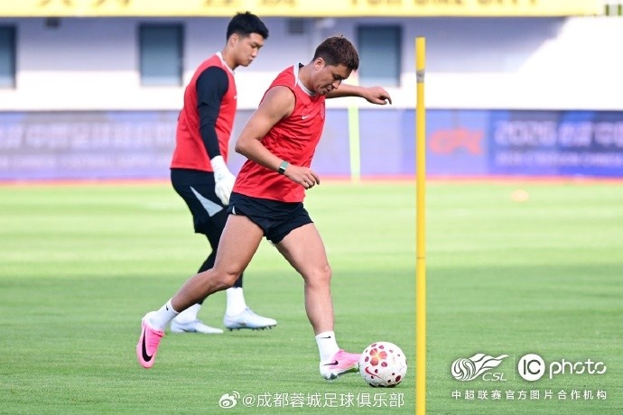 蓉城发布会：阿洛伊西点名得分效率问题 茹萨回归待评估