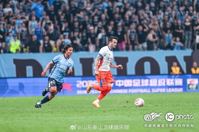 客场1:3不敌大连英博,山东泰山连胜遭终结