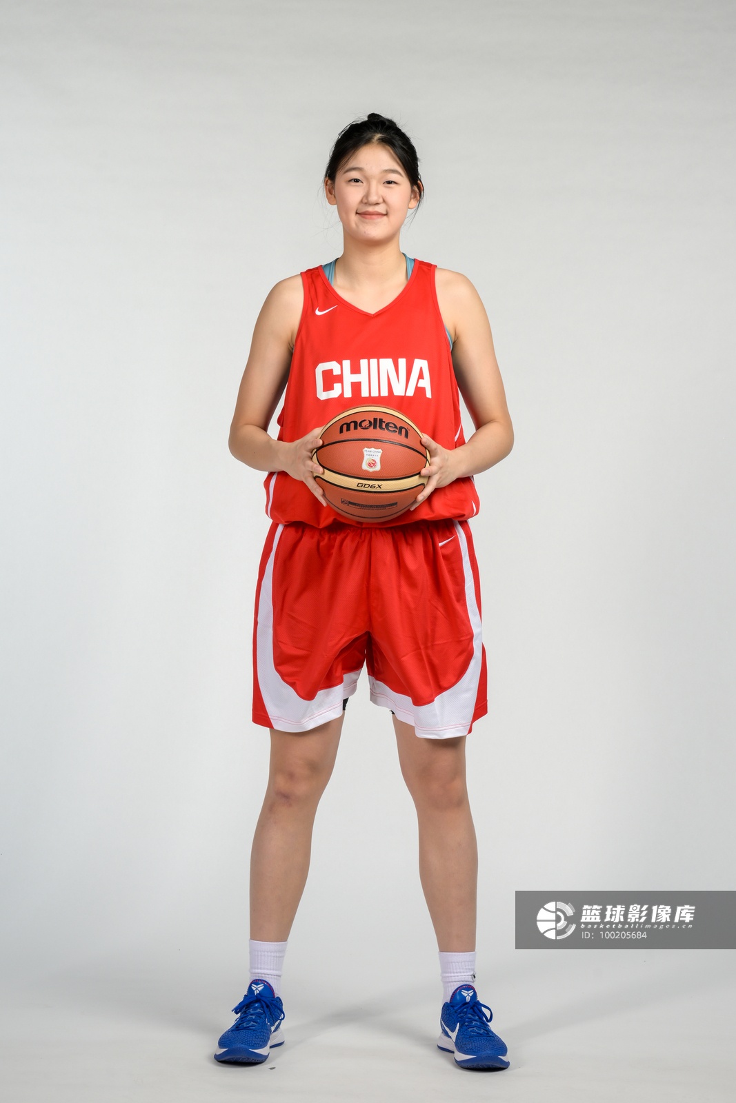 U17女篮惜败加拿大 孙晗昀错失关键犯规时机 U17女篮惜败加拿大 孙晗昀错失关键犯规时机