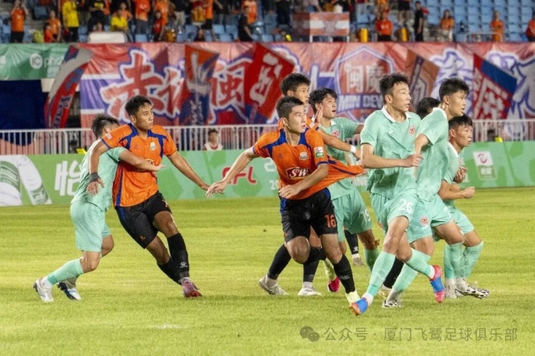 狂轰9角6正难破铁桶阵 厦门飞鹭0-0闷平赣州瑞狮 狂轰9角6正难破铁桶阵 厦门飞鹭0-0闷平赣州瑞狮