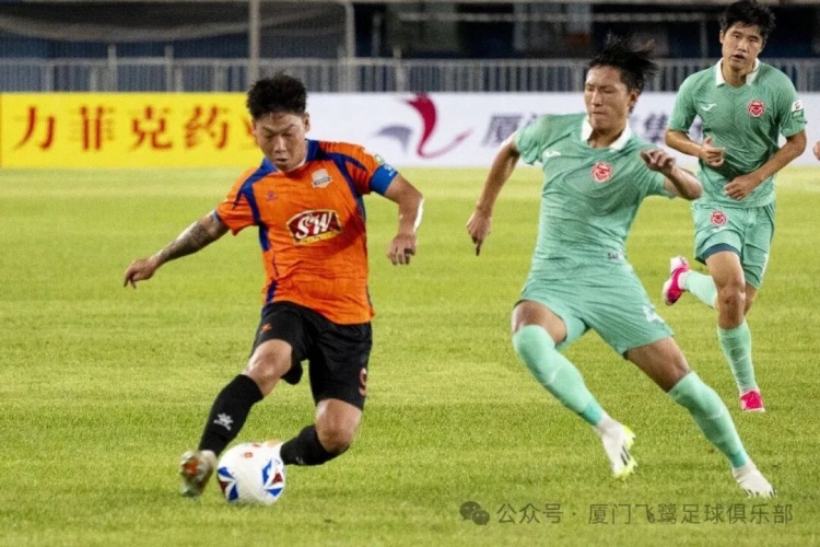 狂轰9角6正难破铁桶阵 厦门飞鹭0-0闷平赣州瑞狮 狂轰9角6正难破铁桶阵 厦门飞鹭0-0闷平赣州瑞狮