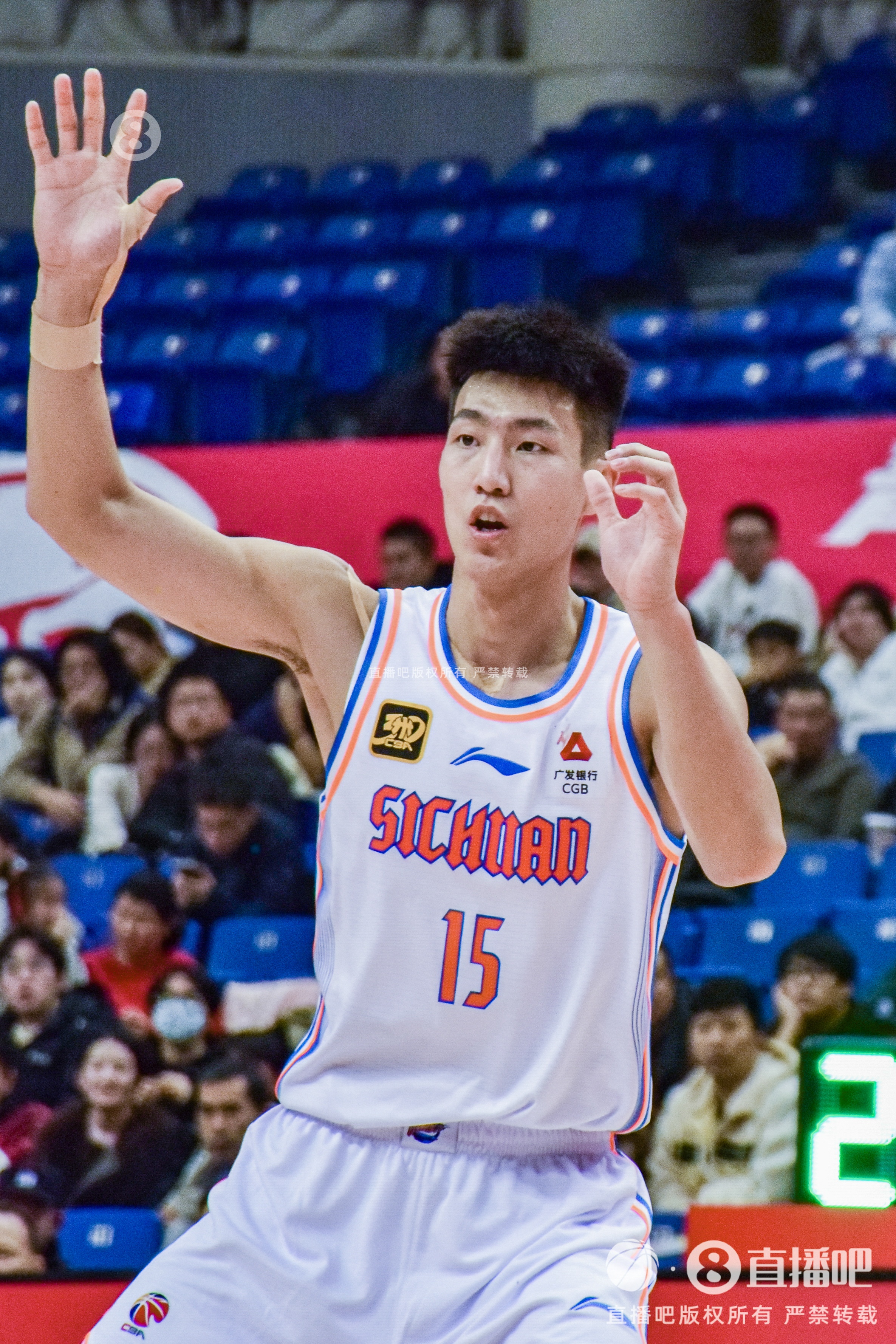 四川男篮送走李玮颢至同曦,三年C类合同锁定锋线