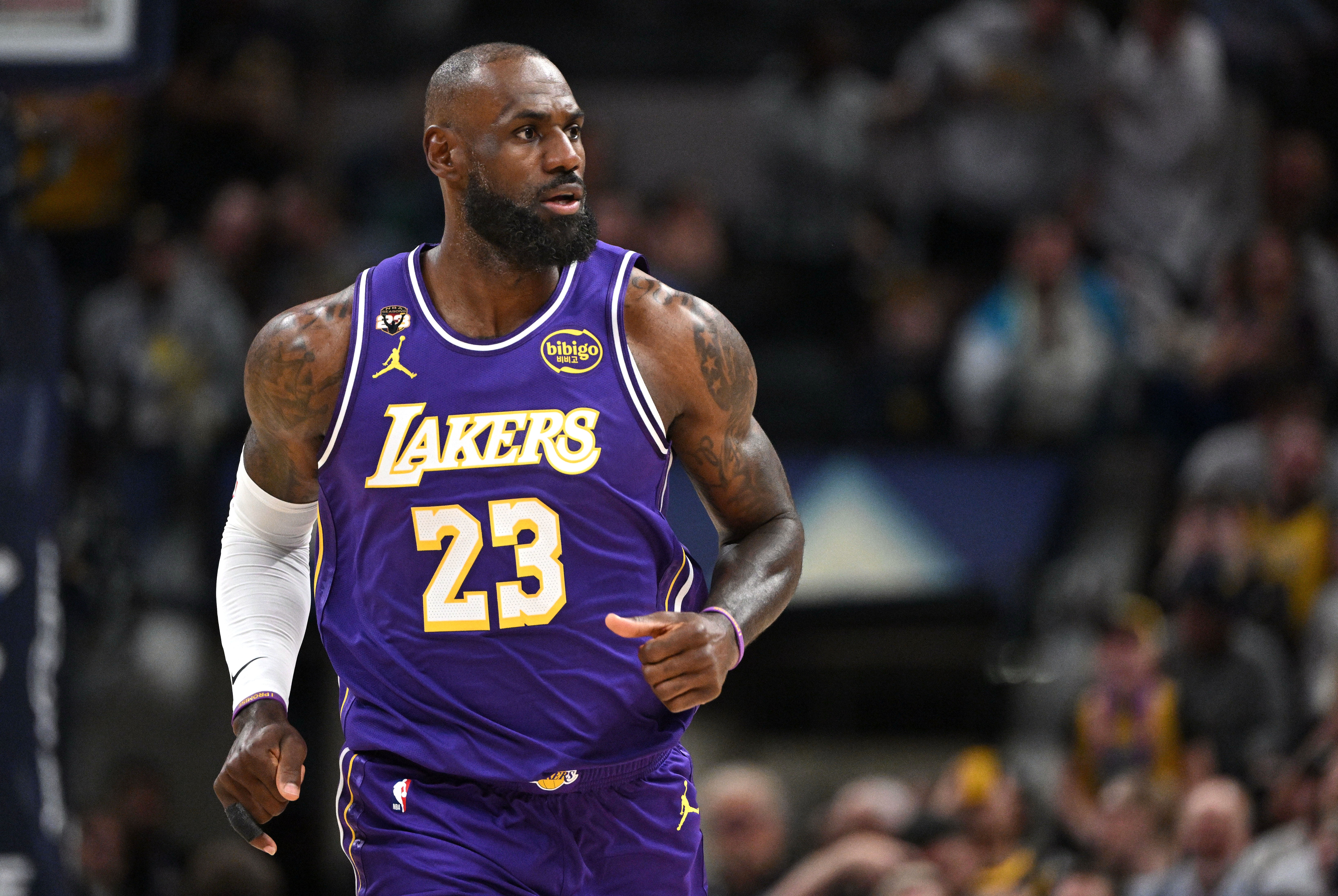 夸梅·布朗炮轰联盟：附加赛是为保送詹姆斯，ESPN成吹捧工具