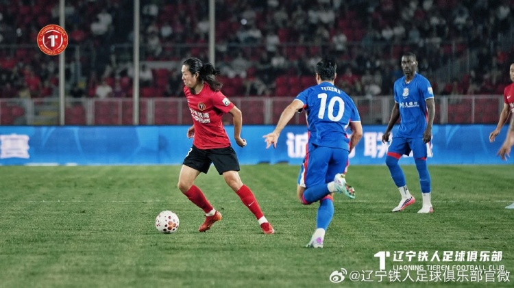 辽宁铁人楠波湾3-1上海申花 热菲尼奥双响邦本宜裕点射建功
