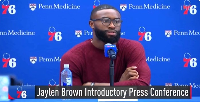布朗:休赛期舆论攻击升级 人品和心理都成为靶子 布朗:休赛期舆论攻击升级 人品和心理都成为靶子
