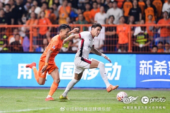 阿洛伊西：定位球再度致命，成都客场吞下失利苦果