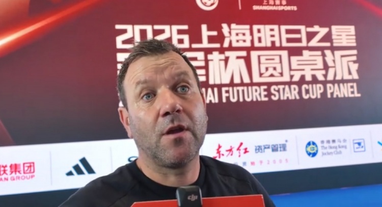 霍布斯:赵松源有职业球员天赋,我会持续关注三四年 霍布斯:赵松源有职业球员天赋,我会持续关注三四年