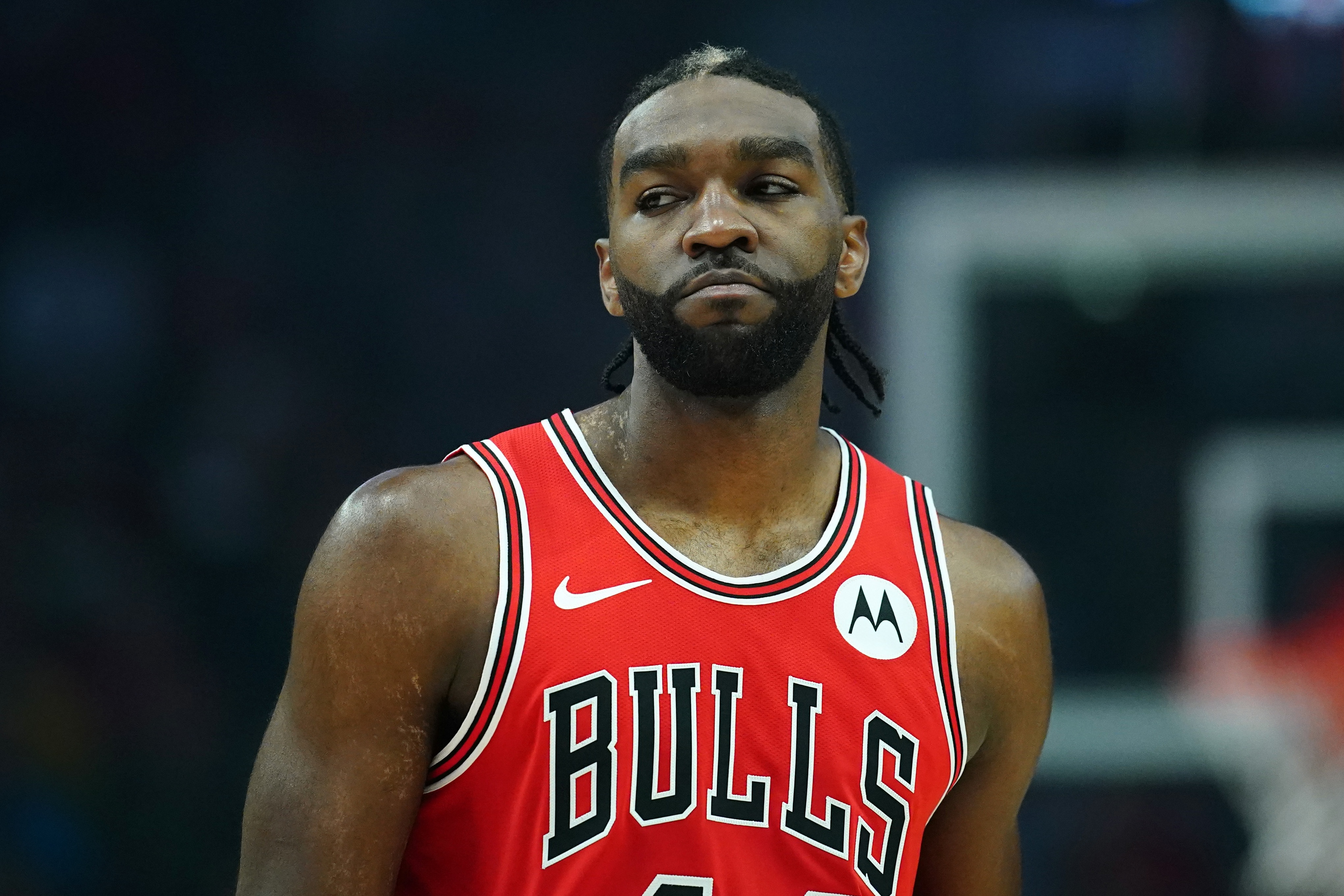 NBA新赛季15大溢价合同：恩比德居首，特雷·杨次之