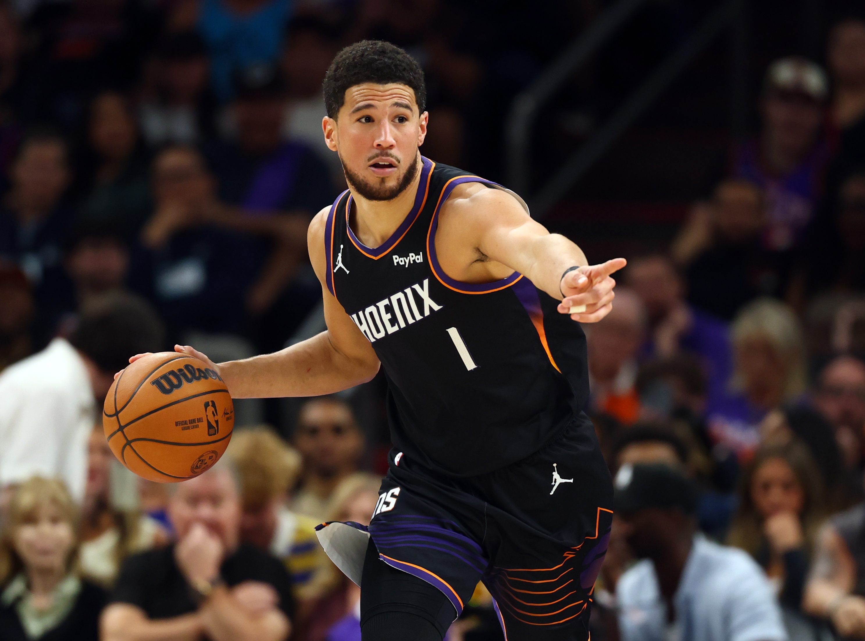 NBA新赛季15大溢价合同：恩比德居首，特雷·杨次之