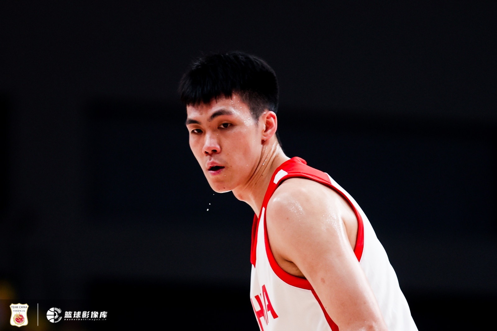 媒体人：庞峥麟今夏比赛几乎没拉过 李悦洲未来会是后卫重要人选