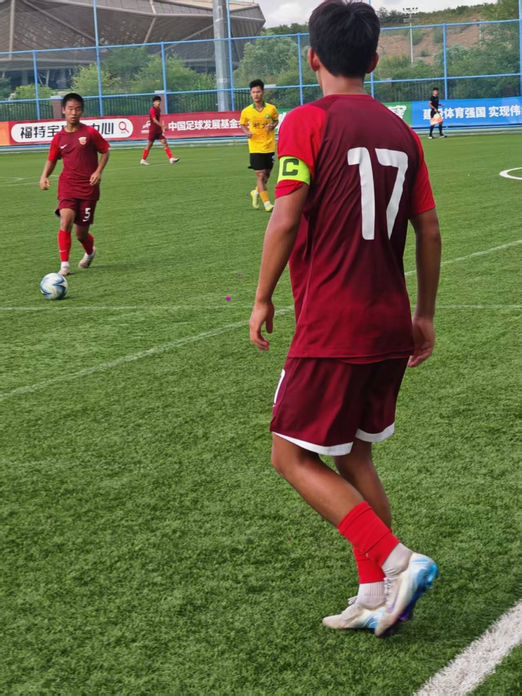 中青赛U15组总决赛第一阶段：海港U15队小组赛三战全胜提前晋级