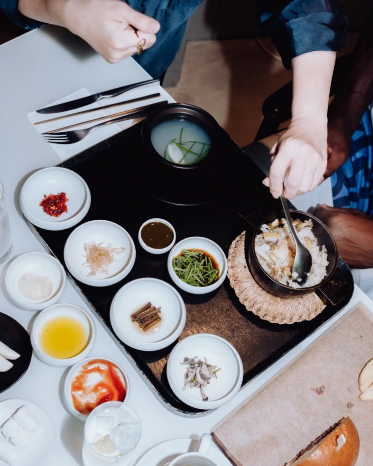 巴特勒更新社媒晒首尔游记：美食&篮球&健康生活 还有满满的爱