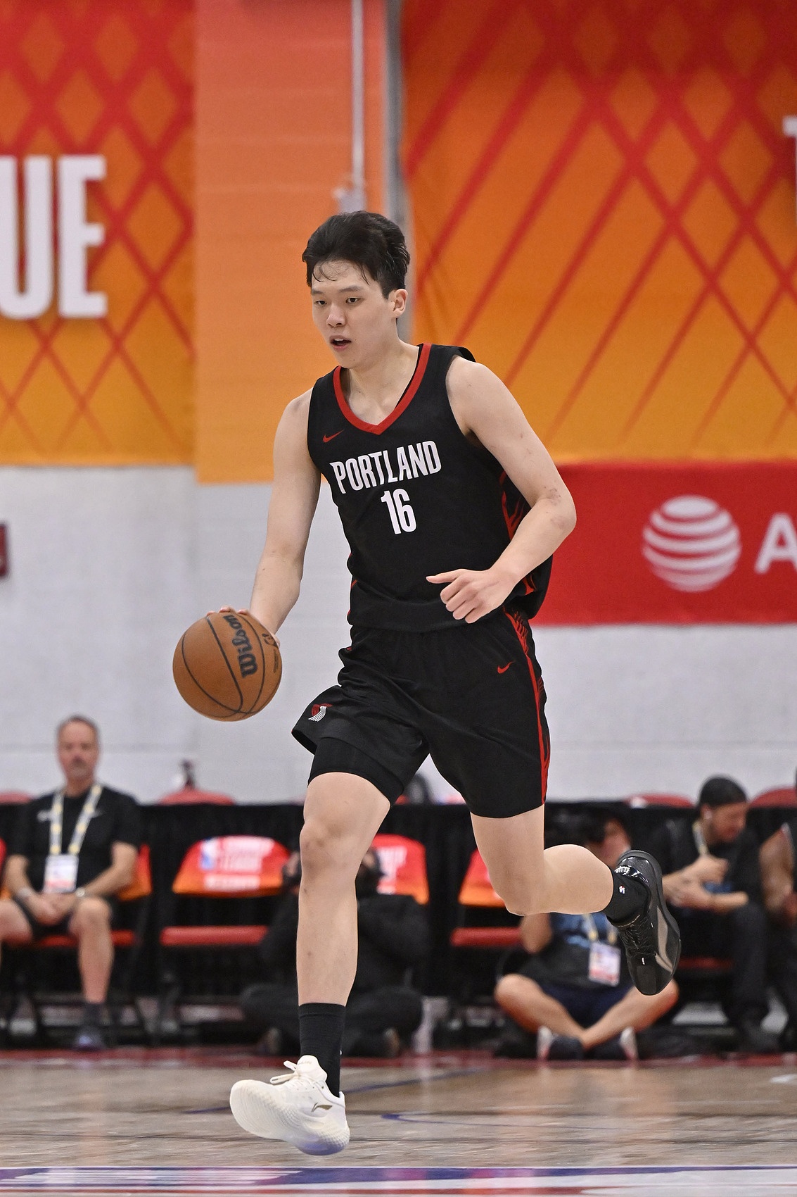 雅虎记者:杨瀚森免战亚运专注NBA 避免分心 这对开拓者也是好事 雅虎记者:杨瀚森免战亚运专注NBA 避免分心 这对开拓者也是好事