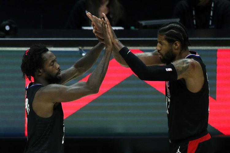 贝弗利:网红真别碰瓷NBA了 乔治曾连续一个半月在训练里投篮全中 贝弗利:网红真别碰瓷NBA了 乔治曾连续一个半月在训练里投篮全中