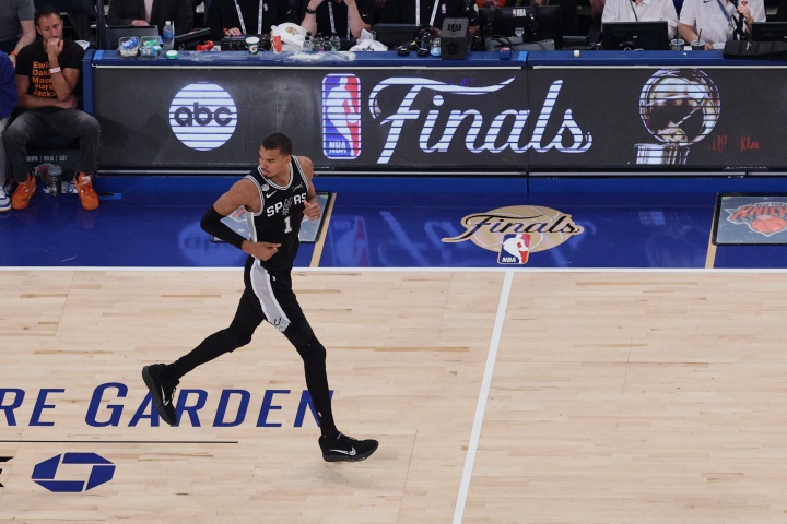 Windhorst:我预测文班将成为ESPN百大球星之首 他自己也这么认为 Windhorst:我预测文班将成为ESPN百大球星之首 他自己也这么认为